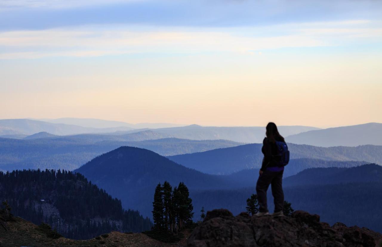 ホテル Camp Almanor At Big Springs ウェストウッド  エクステリア 写真