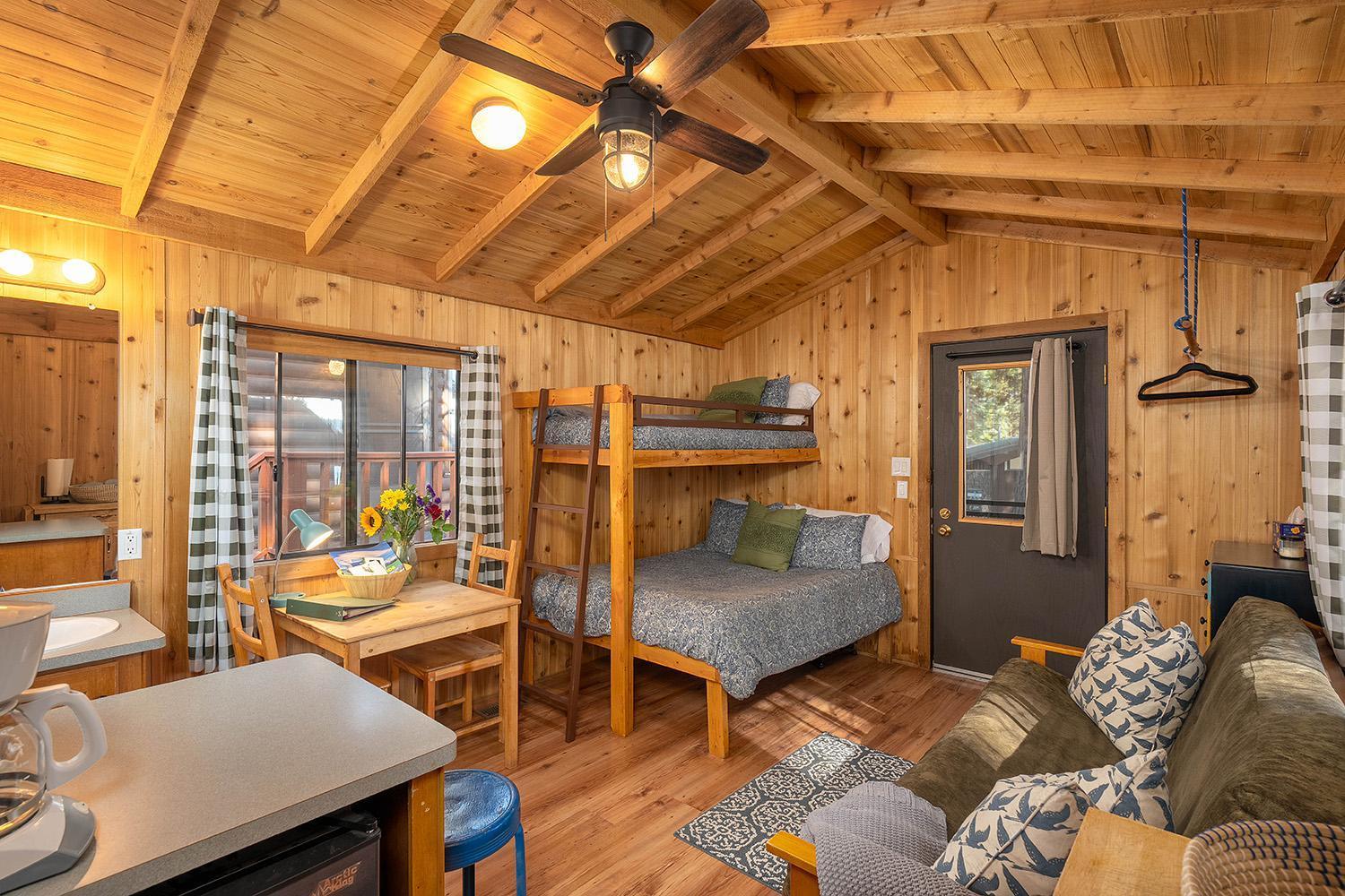 ホテル Camp Almanor At Big Springs ウェストウッド  エクステリア 写真