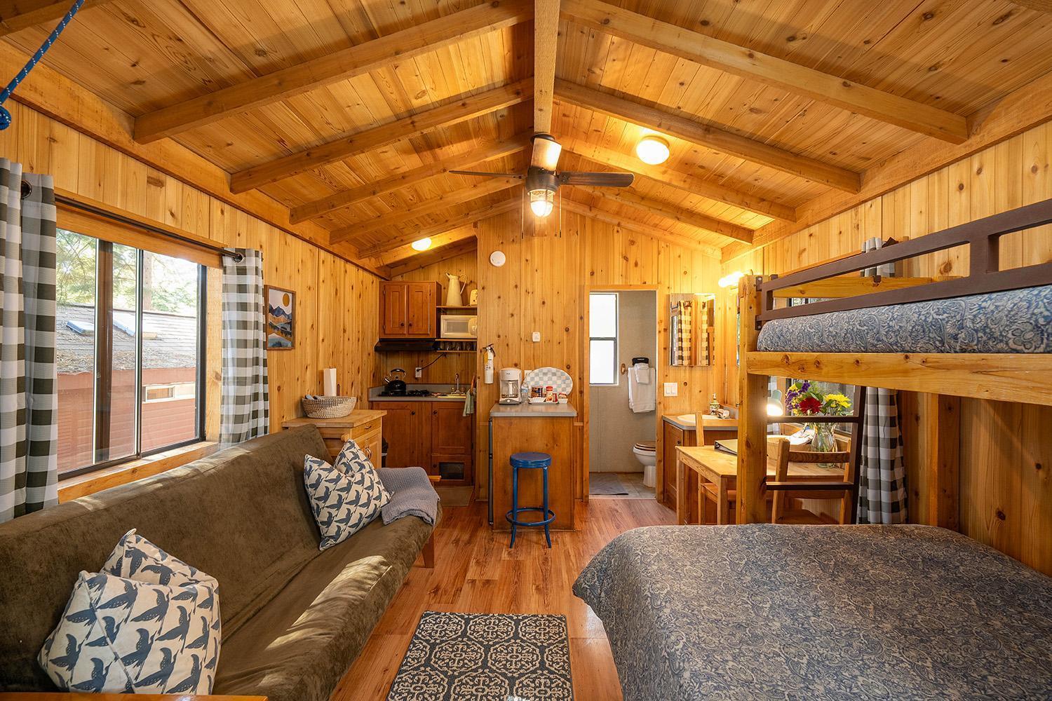 ホテル Camp Almanor At Big Springs ウェストウッド  エクステリア 写真